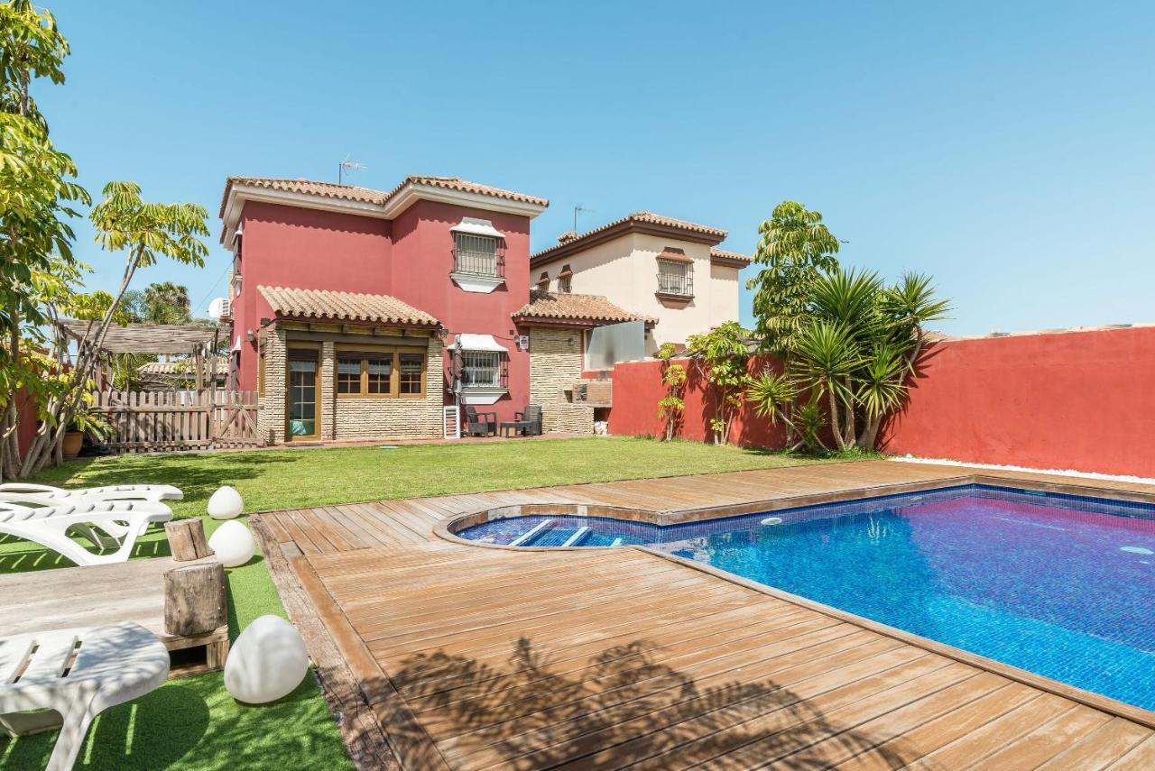 Villa Marty - Mayores De 25 Anos Chiclana de la Frontera Exterior photo